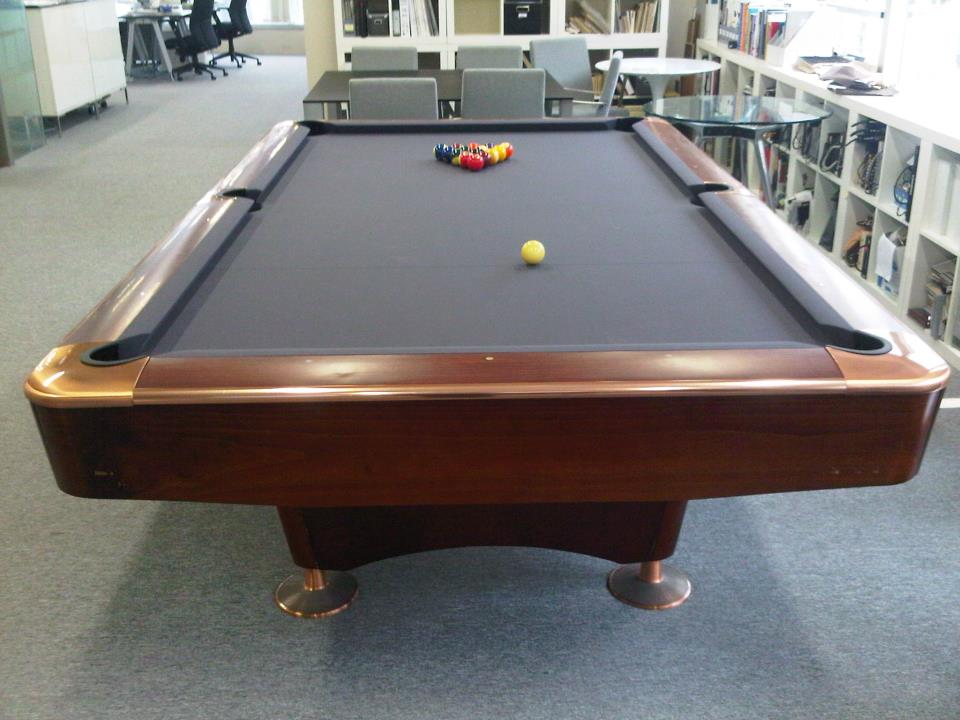 Mua bán bàn bida snooker